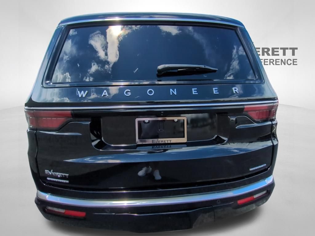 Used 2023 Jeep Wagoneer Series II w/ Premium Group I AWD/4WD image 5