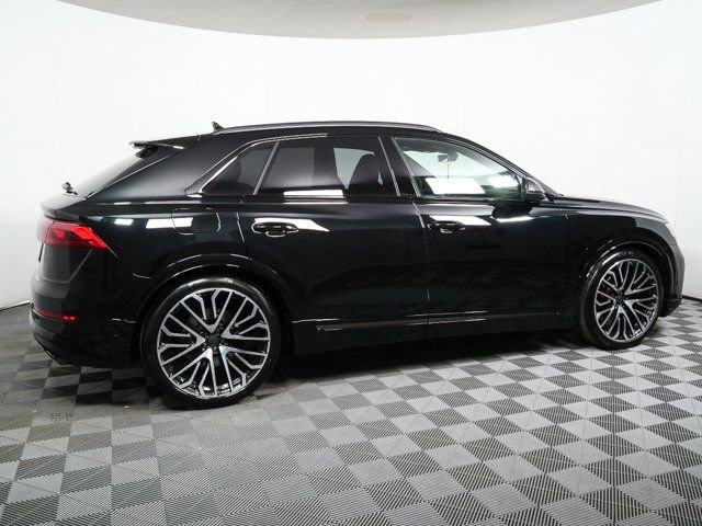 New 2026 Audi SQ8 Prestige image 2