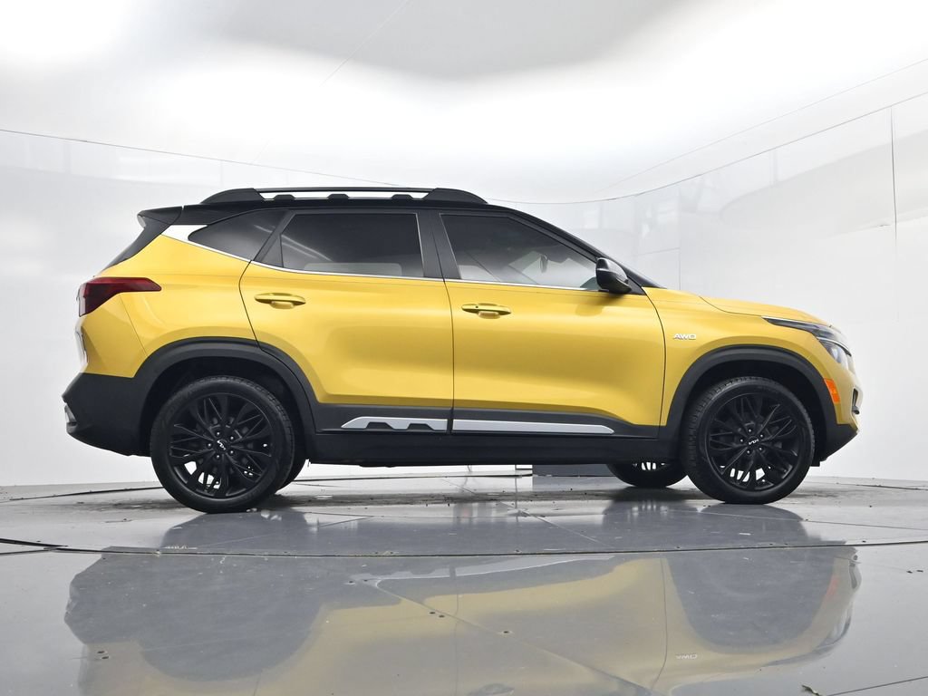 Certified 2023 Kia Seltos Nightfall Edition AWD/4WD image 44