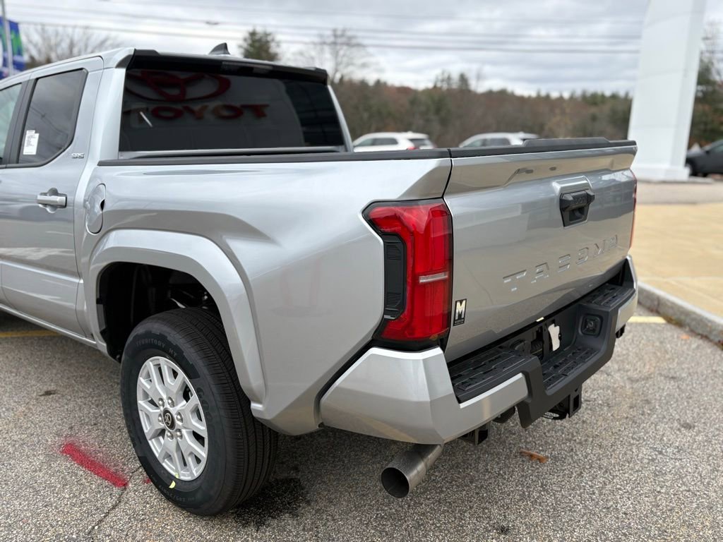 New 2025 Toyota Tacoma SR5 image 5