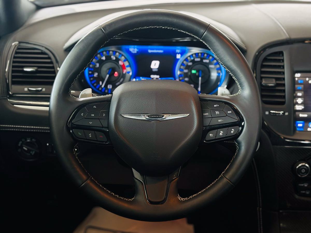 Used 2023 Chrysler 300 C RWD image 50