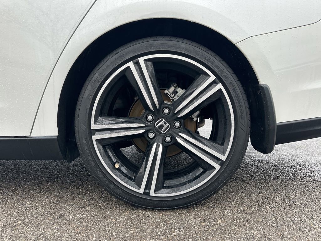 Used 2025 Honda Accord Sport image 7