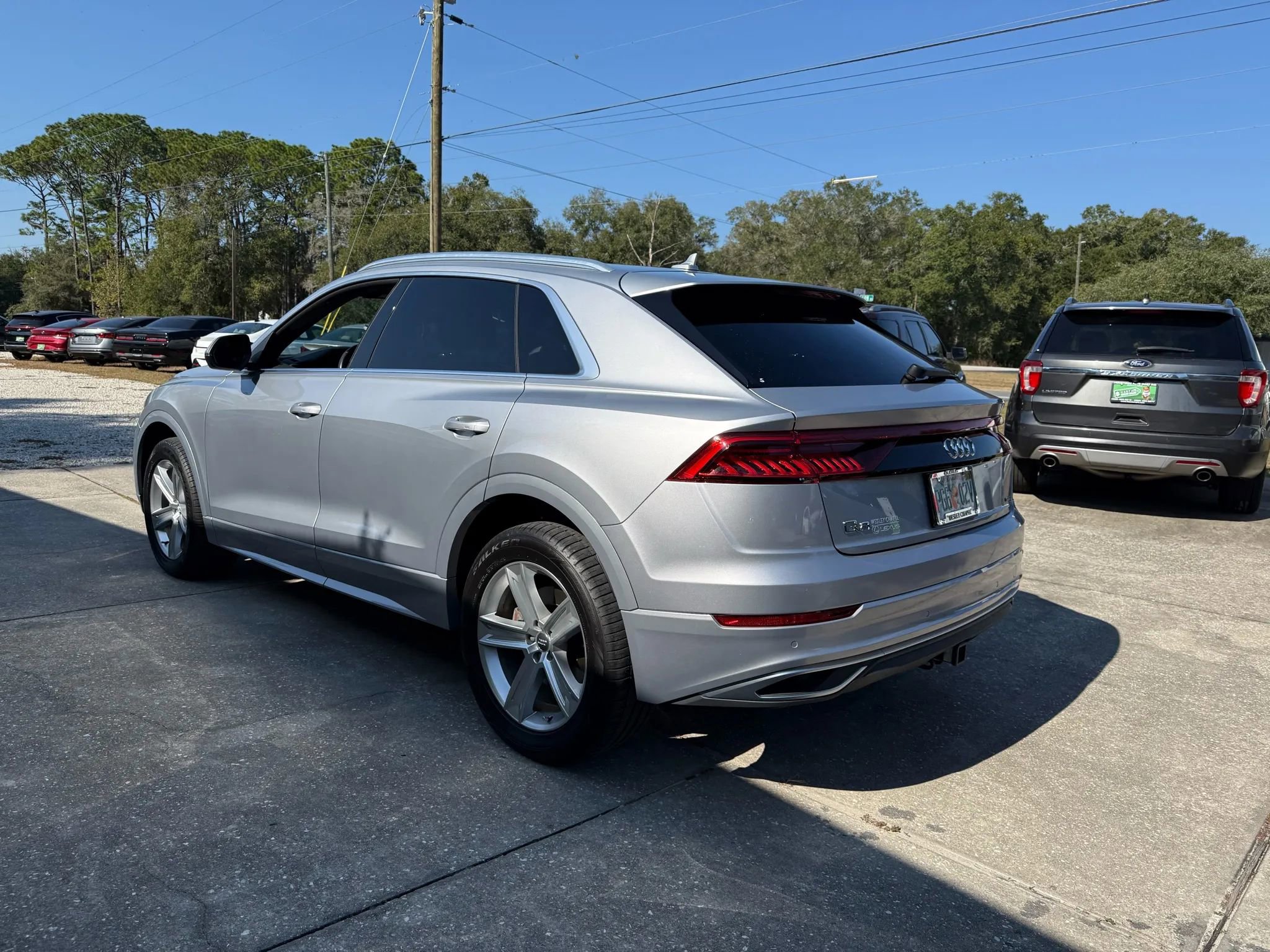 Used 2019 Audi Q8 Premium w/ Convenience Package image 5