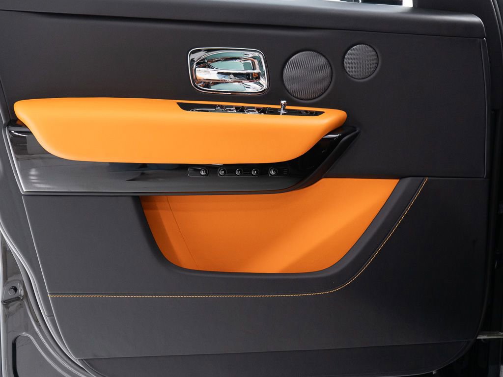 Certified 2023 Rolls-Royce Cullinan AWD/4WD image 12