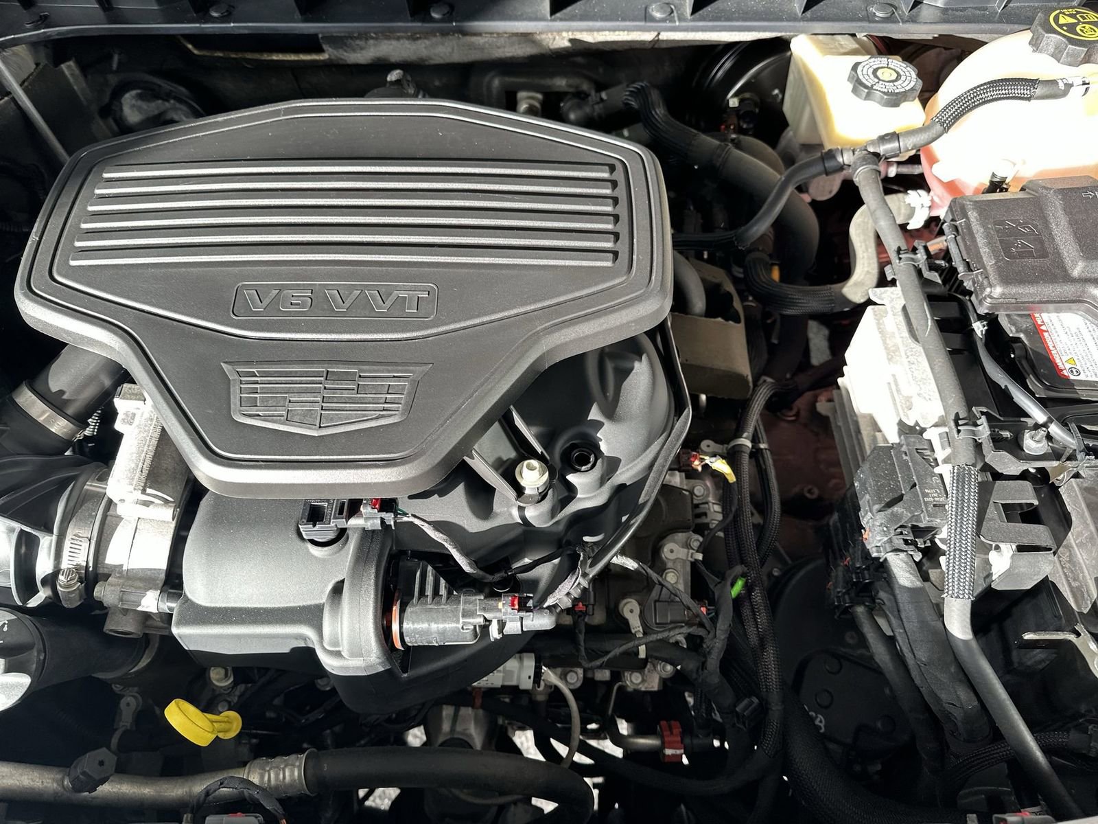 Used 2018 Cadillac XT5 Luxury w/ LPO, Wheel Lock Package image 27