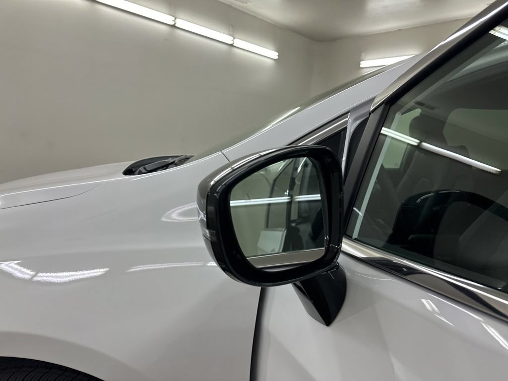 New 2027 Chrysler Pacifica Select FWD image 17