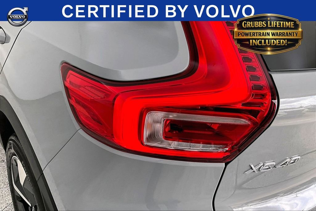 Used 2024 Volvo XC40 B5 Plus AWD/4WD image 39
