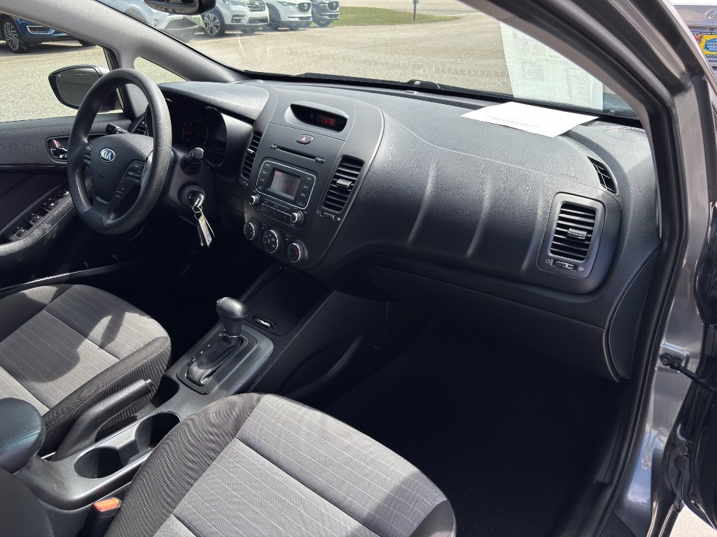 Used 2016 Kia Forte LX FWD image 23