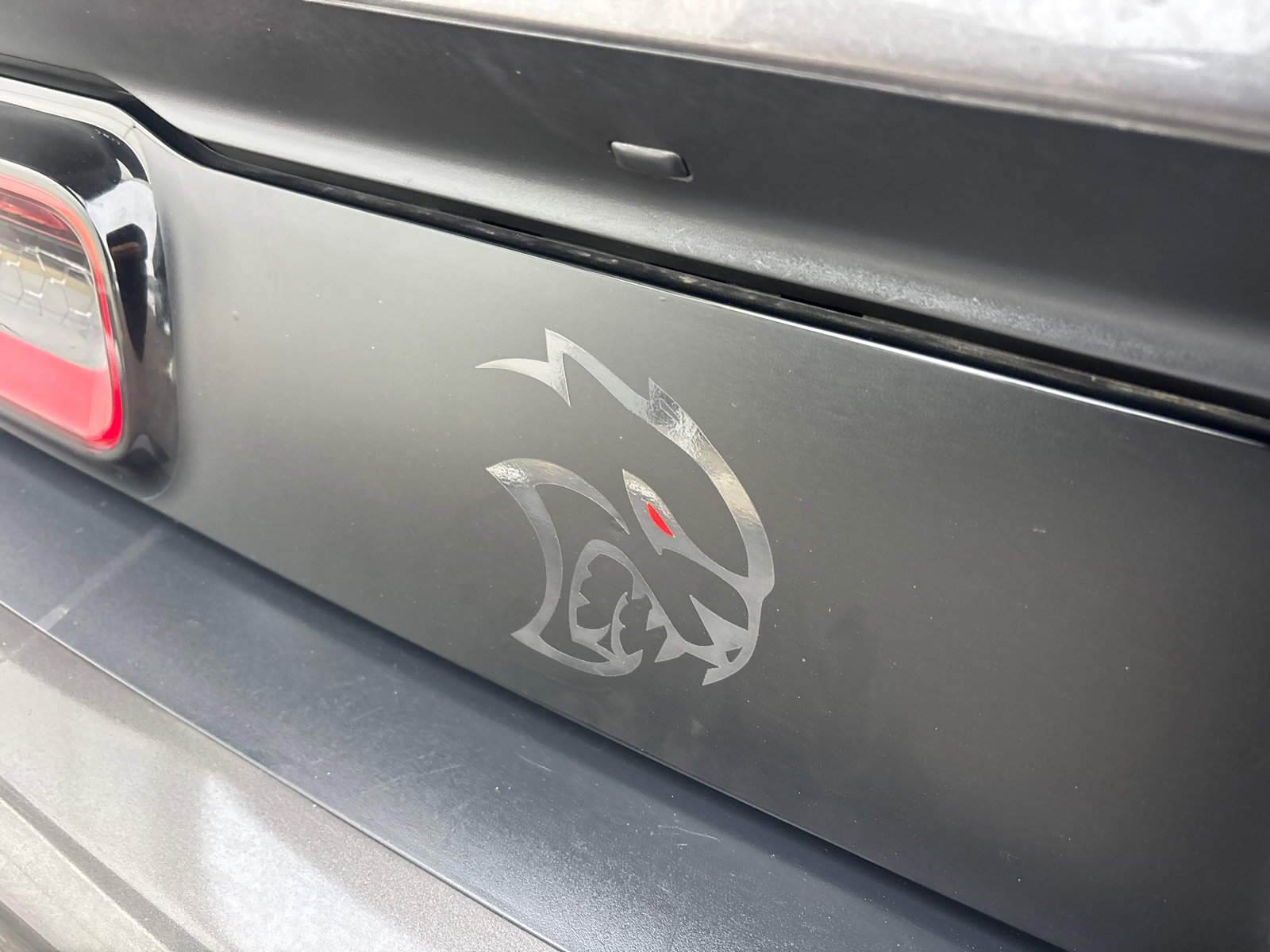 Used 2019 Dodge Challenger SRT Hellcat Redeye image 9