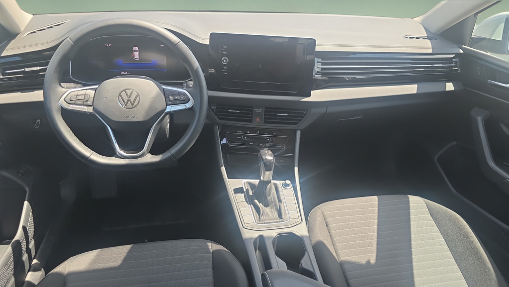 Used 2025 Volkswagen Jetta S FWD image 11