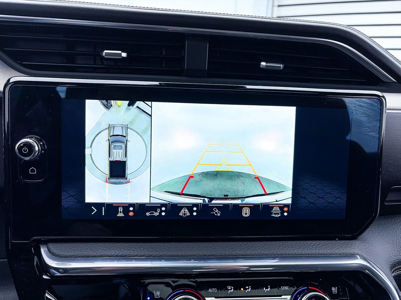 Used 2024 GMC Sierra 1500 Denali w/ Denali Reserve Package image 7