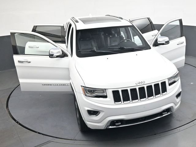 Used 2015 Jeep Grand Cherokee Overland w/ Advanced Technology Group image 39
