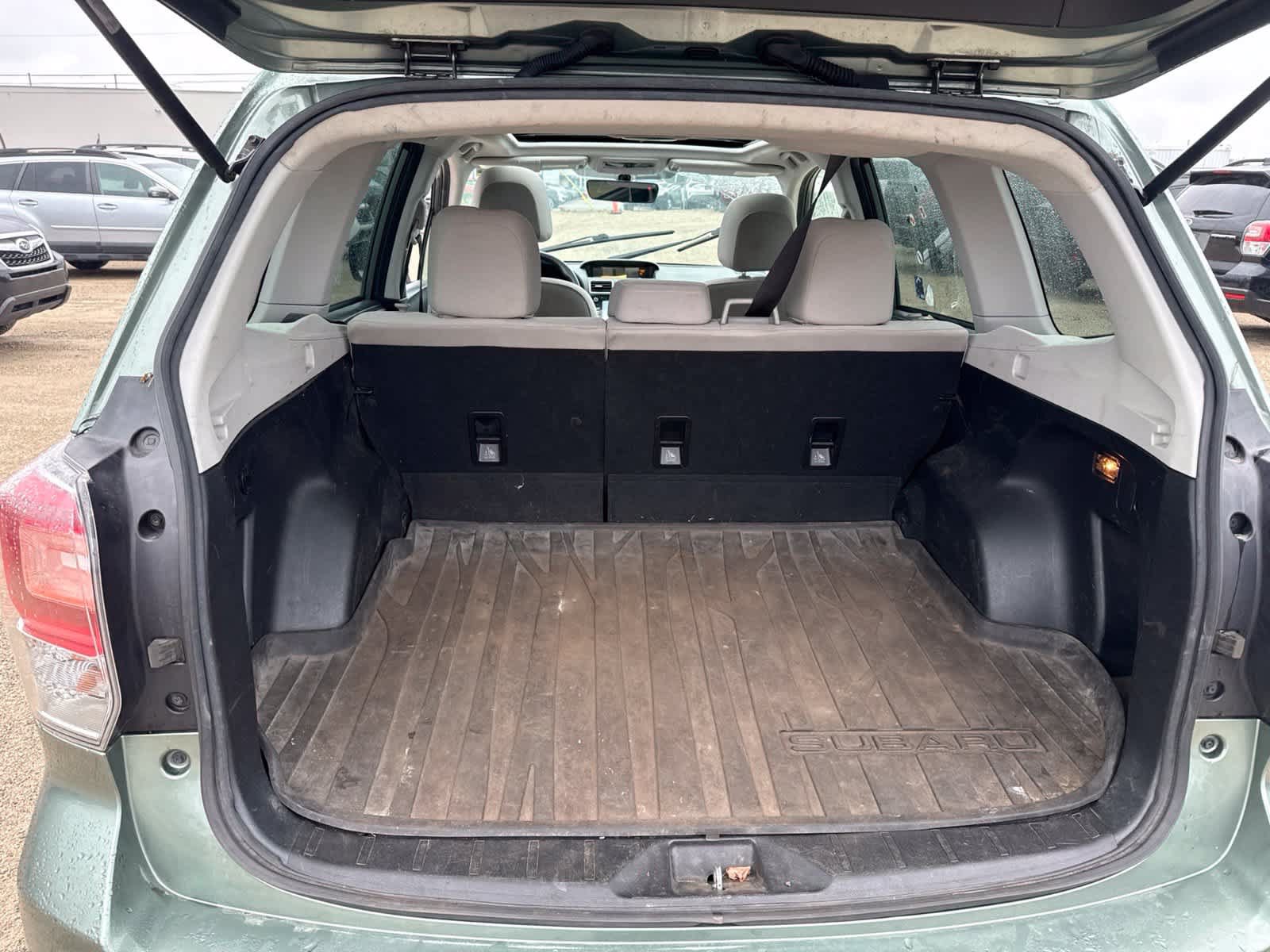 Used 2018 Subaru Forester 2.5i Premium w/ All-Weather Package AWD/4WD image 14