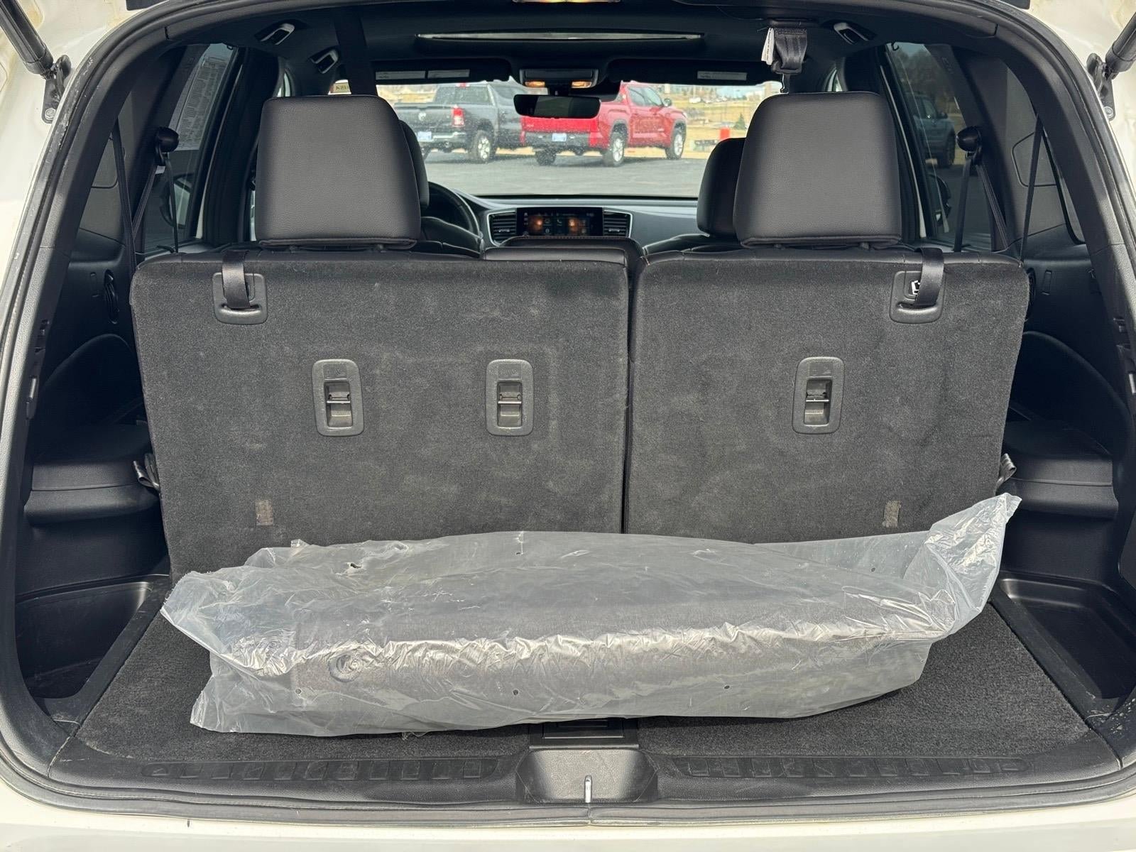Used 2022 Honda Pilot TrailSport image 4