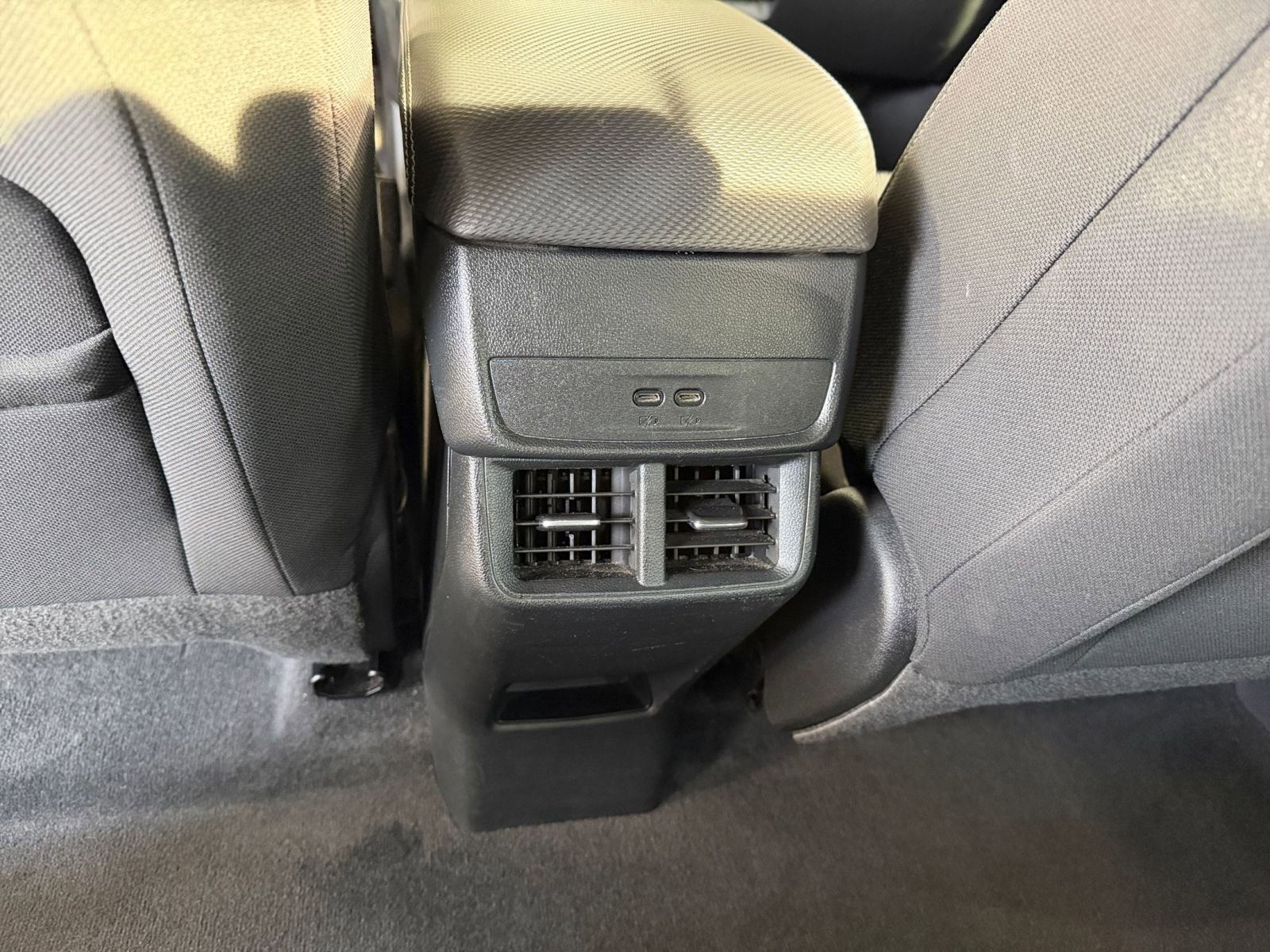 Used 2025 Chevrolet Equinox LT image 23