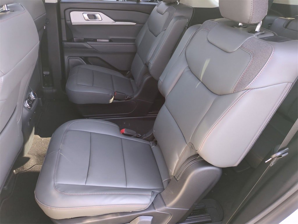 New 2026 Ford Explorer Active w/ Active Comfort Package image 42
