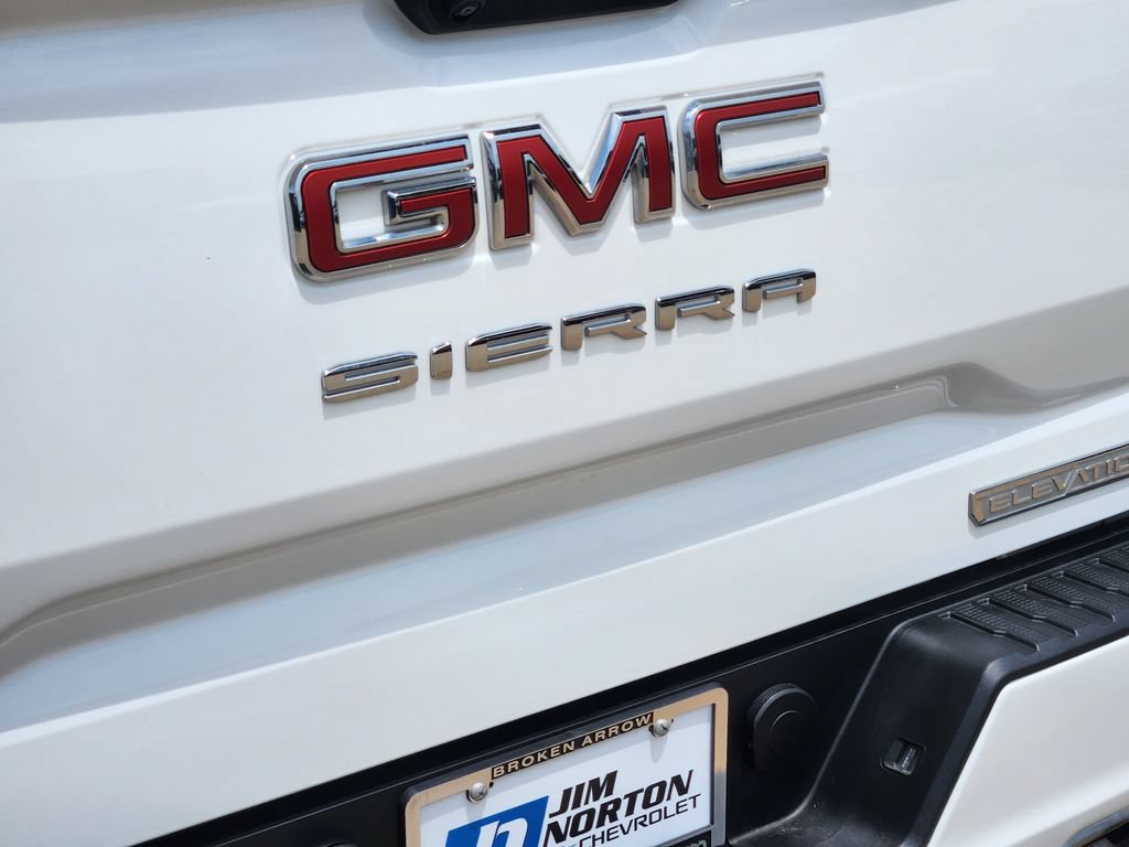 Used 2024 GMC Sierra 1500 Elevation w/ X31 Off-Road Package AWD/4WD image 11
