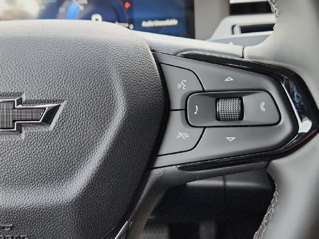New 2027 Chevrolet Bolt LT w/ Comfort Package FWD image 24