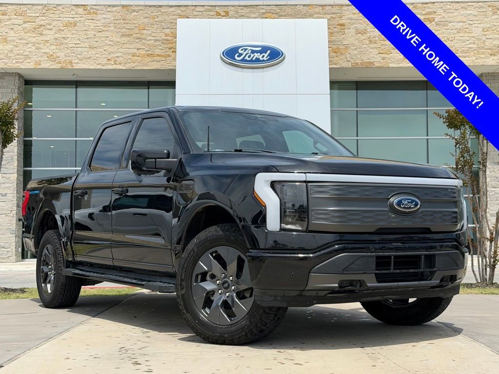 Used 2023 Ford F150 Lightning Lariat w/ Max Trailer Tow Package image 1