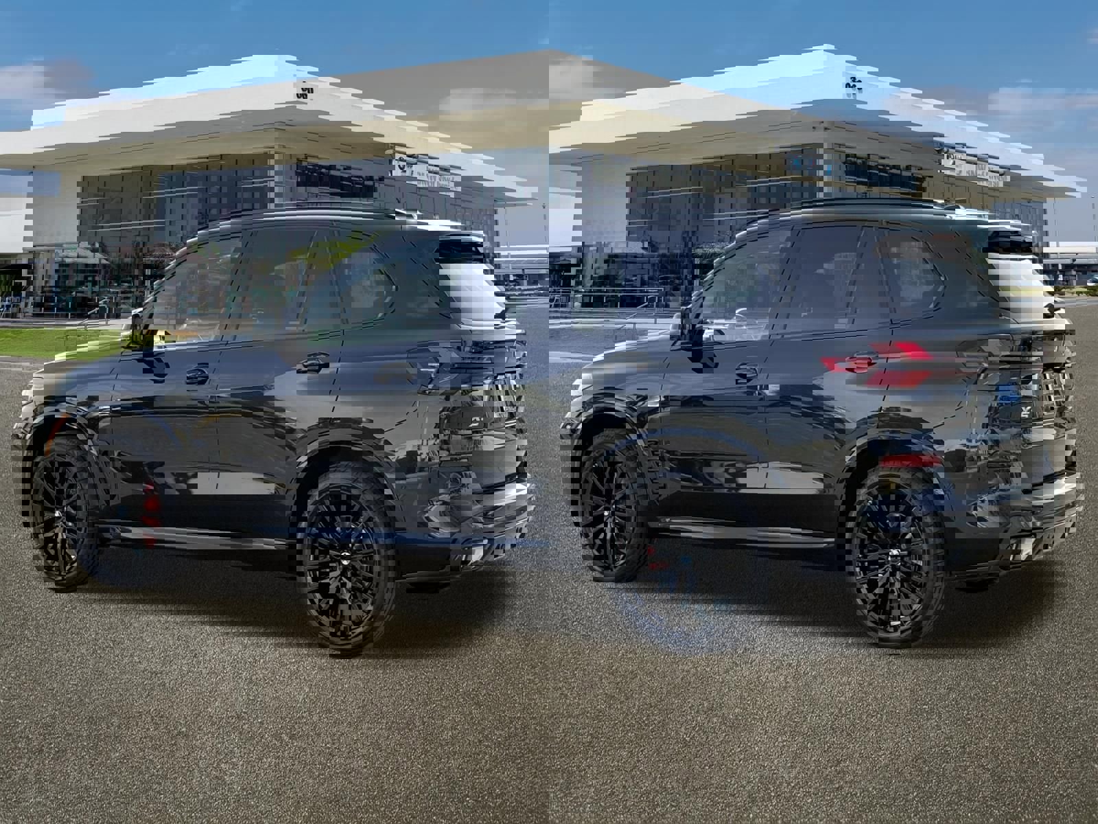 New 2026 BMW X5 sDrive40i image 8