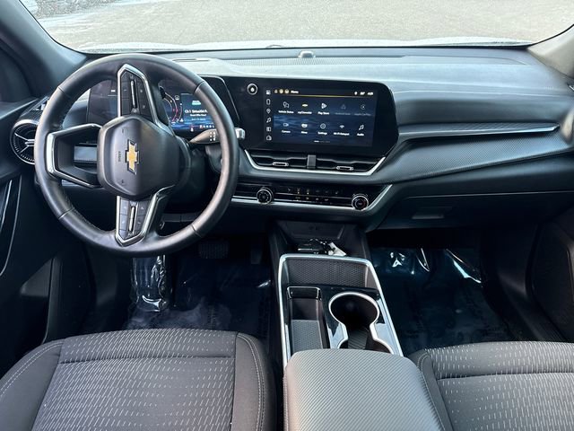 Used 2025 Chevrolet Equinox LT image 19