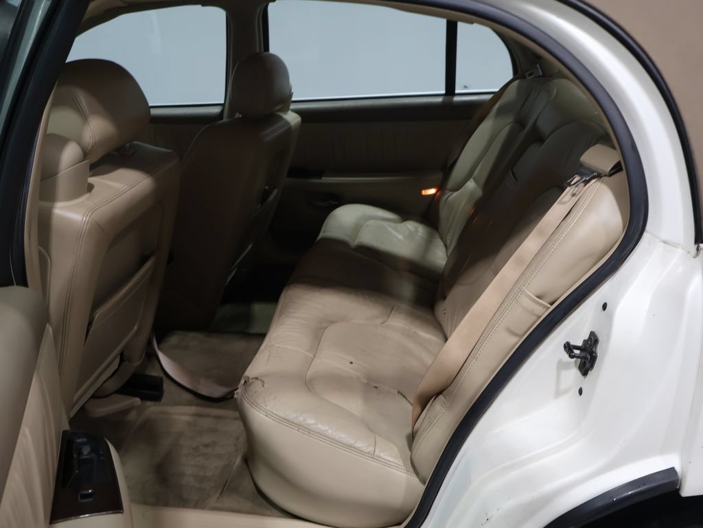 Used 2004 Buick Park Avenue w/ Prestige Feature Package FWD image 6