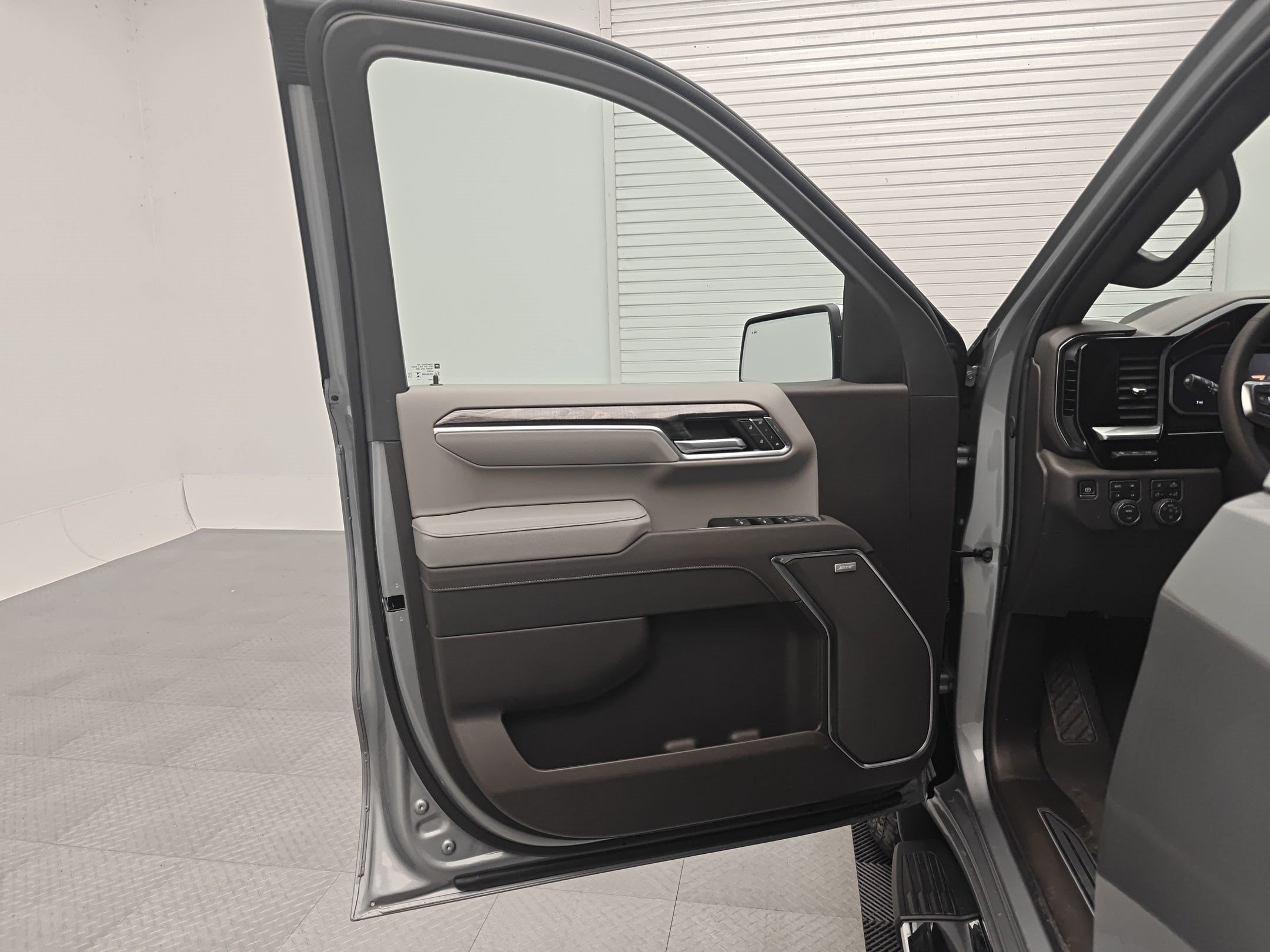 New 2026 Chevrolet Silverado 1500 LTZ AWD/4WD image 27