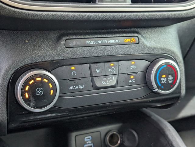 Used 2022 Ford Escape SE FWD image 17