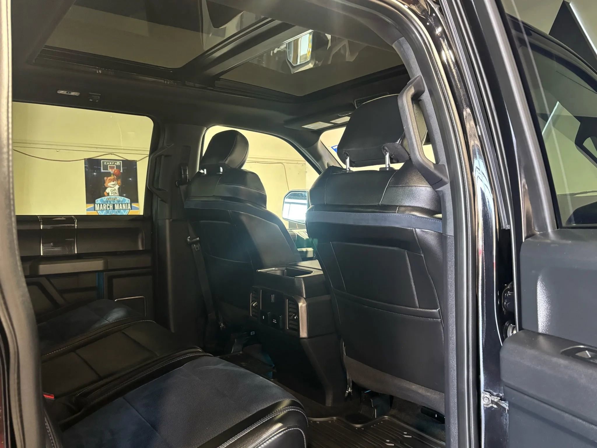 Used 2019 Ford F150 Raptor w/ Equipment Group 802A Luxury image 21