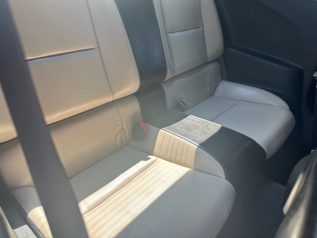 Used 2010 Chevrolet Camaro LT RWD image 15