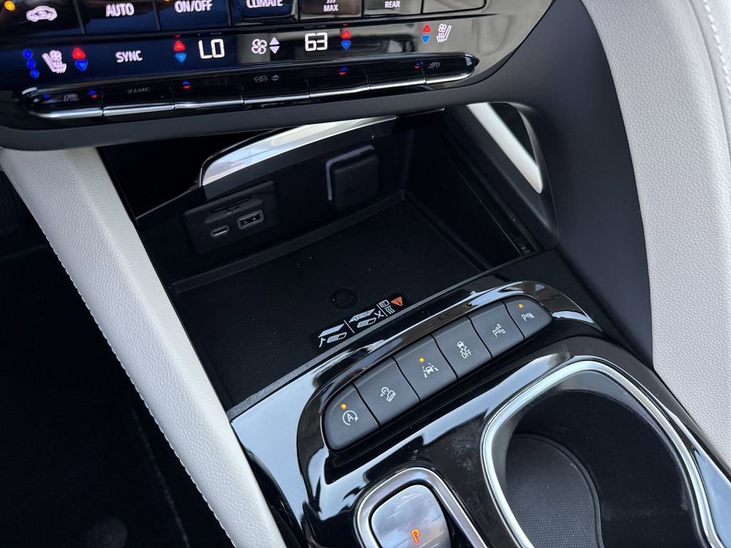 Certified 2023 Buick Envision Avenir AWD/4WD image 30