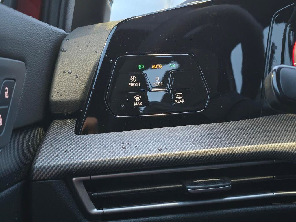 New 2026 Volkswagen GTI SE image 24