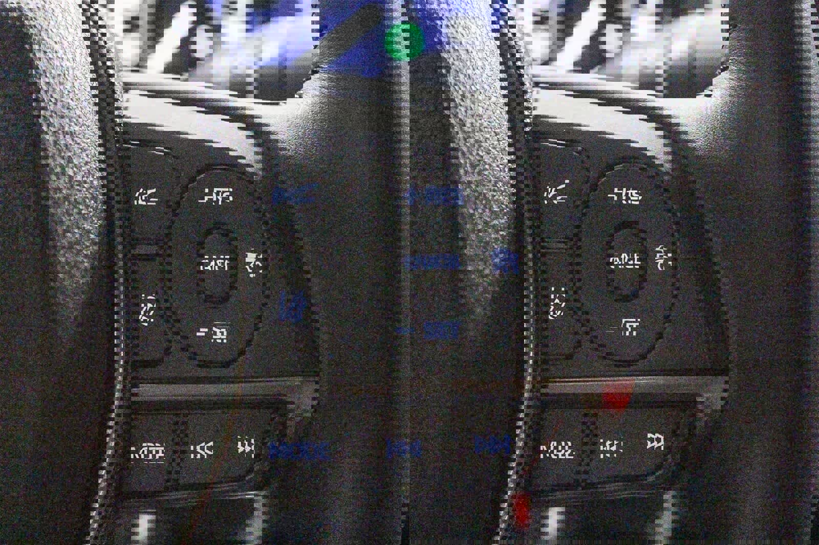 Used 2023 Toyota Camry SE image 26