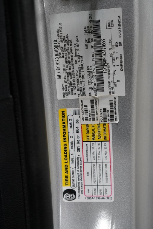 Used 2019 Ford Mustang Premium RWD image 26