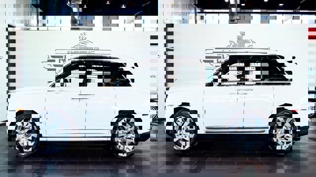 Used 2019 Rolls-Royce Cullinan image 7