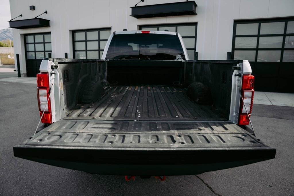 Used 2022 Ford F350 XLT image 9