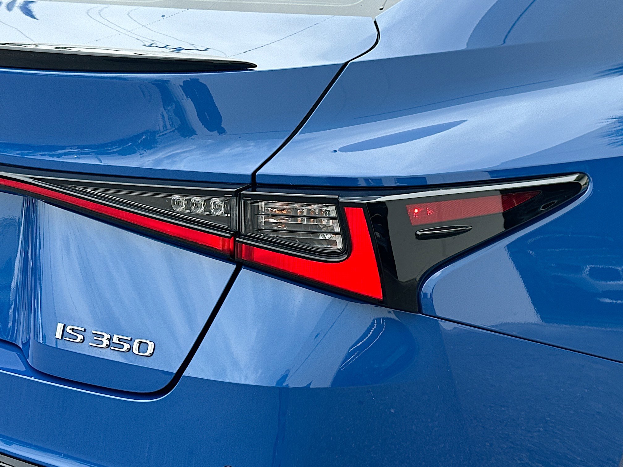 Used 2021 Lexus IS 350 F Sport RWD image 24
