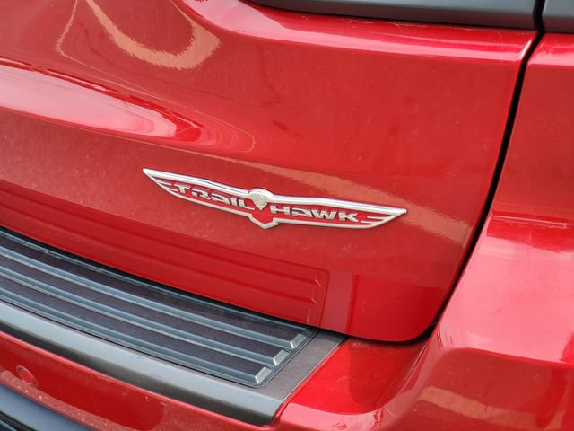 Certified 2021 Jeep Grand Cherokee Trailhawk w/ Trailhawk Luxury Group AWD/4WD image 31