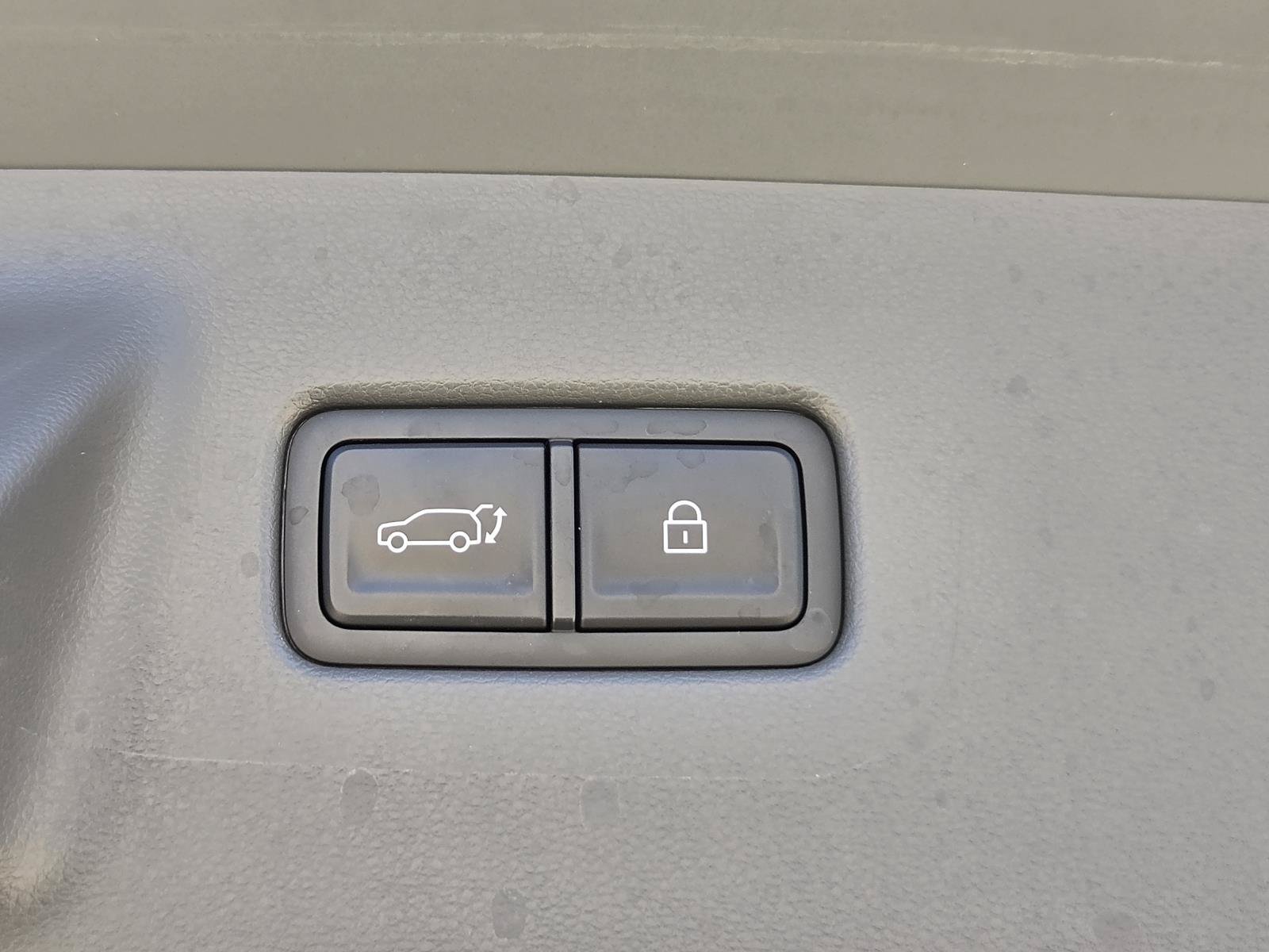 Certified 2024 Hyundai Santa Fe SEL FWD image 10