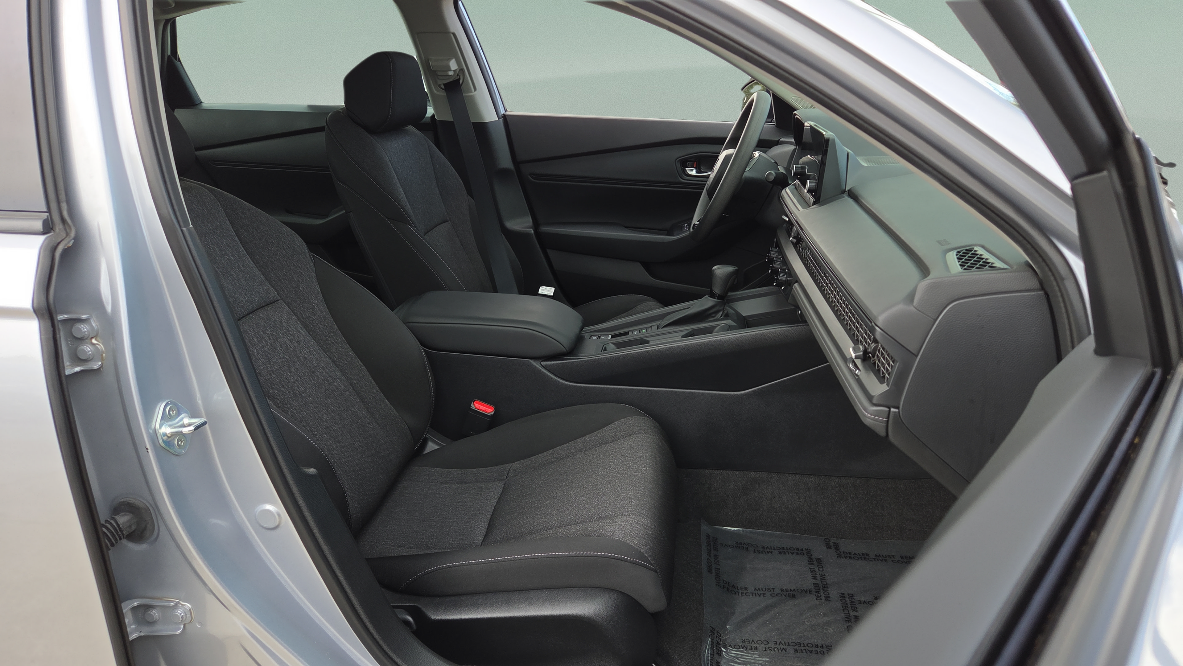 Used 2023 Honda Accord EX image 19