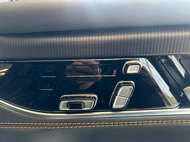 New 2026 Jeep Grand Wagoneer Summit AWD/4WD image 38