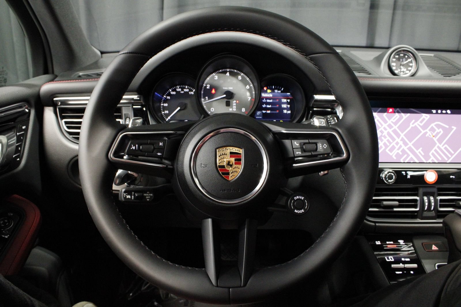 New 2026 Porsche Macan S AWD/4WD image 11