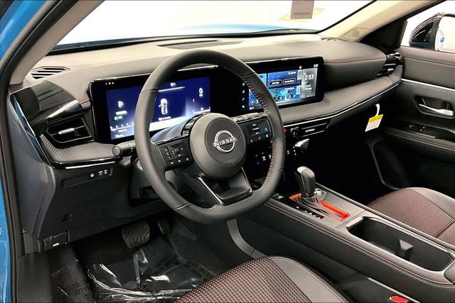 New 2025 Nissan Kicks SR w/ Illumination Package image 7