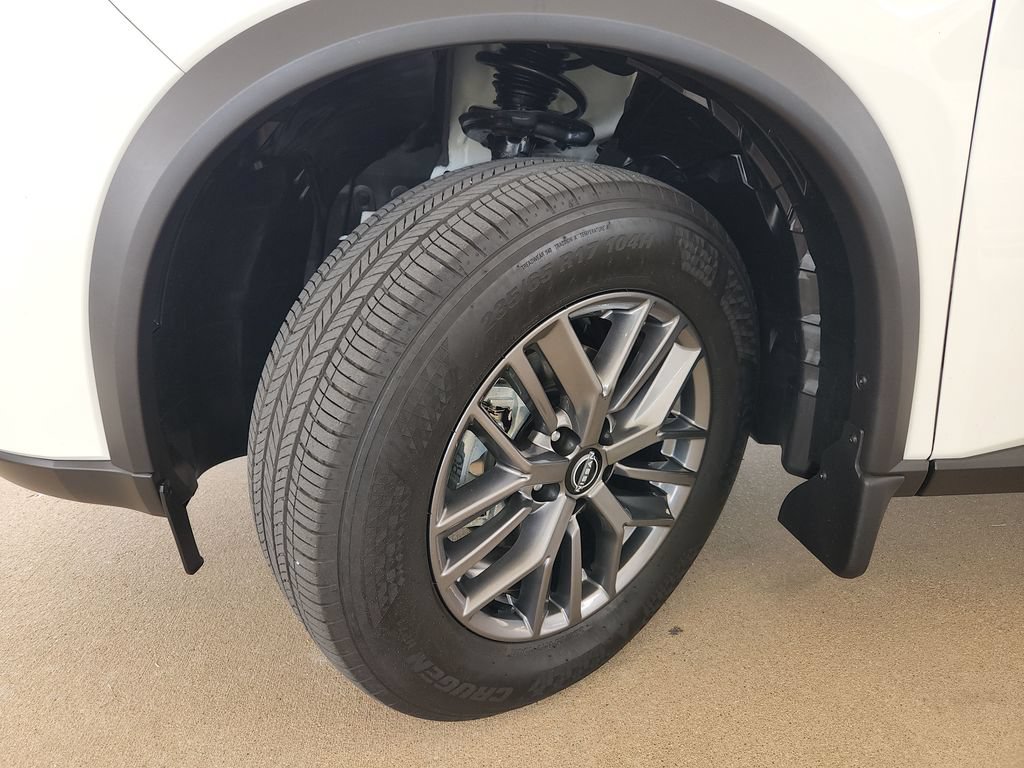 Certified 2025 Nissan Rogue S FWD image 31