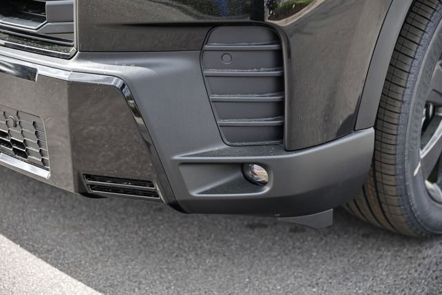 New 2026 Honda Pilot Sport image 3