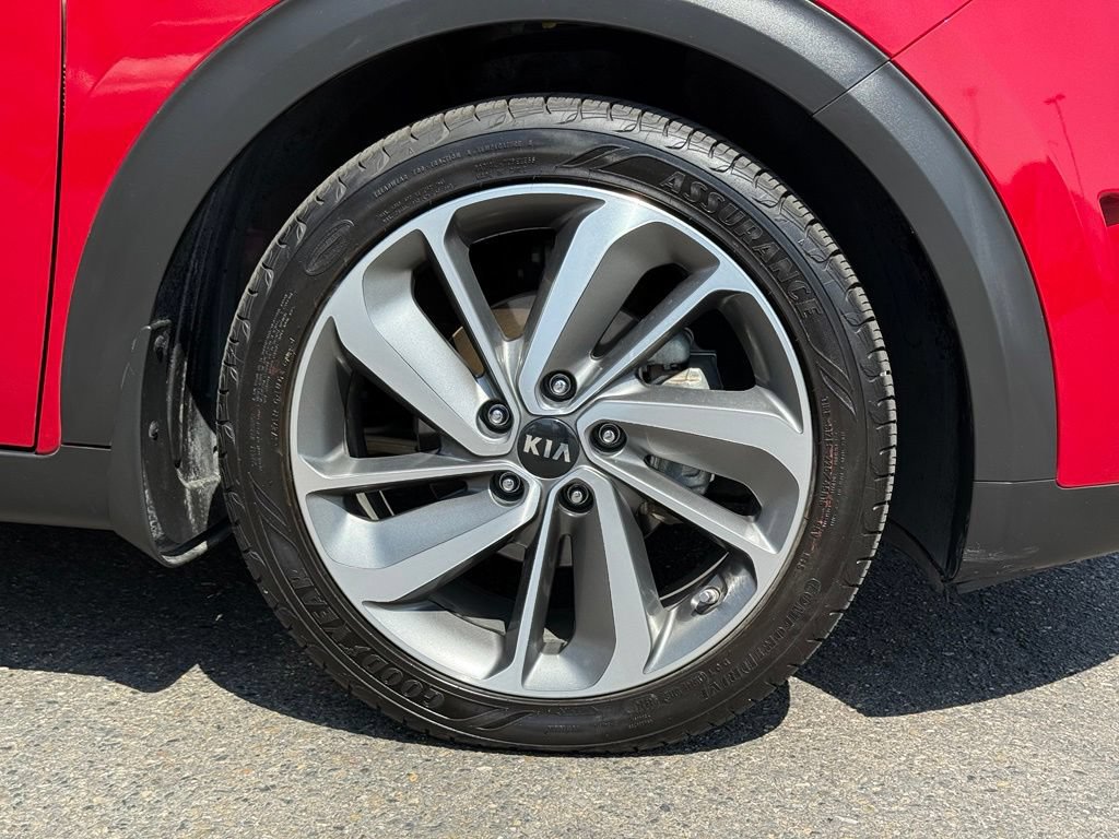 Used 2018 Kia Niro Touring FWD image 14