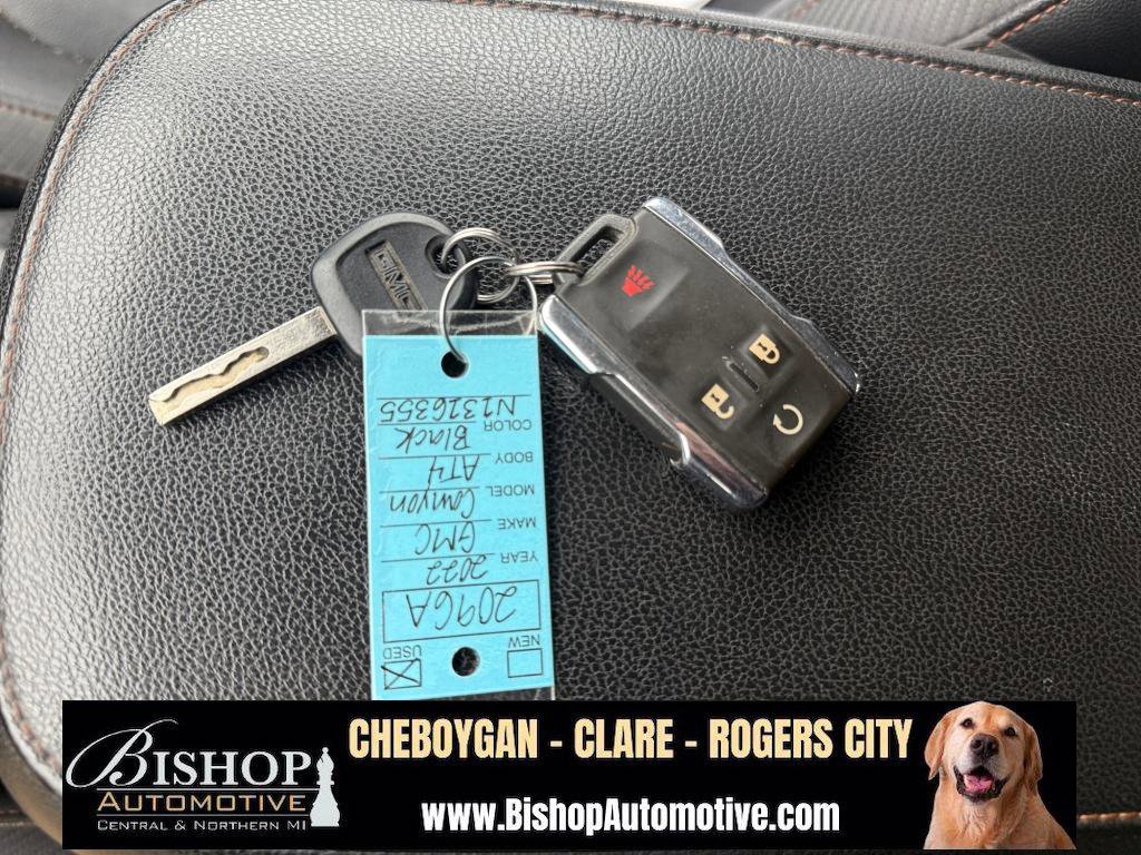 Used 2022 GMC Canyon AT4 image 30