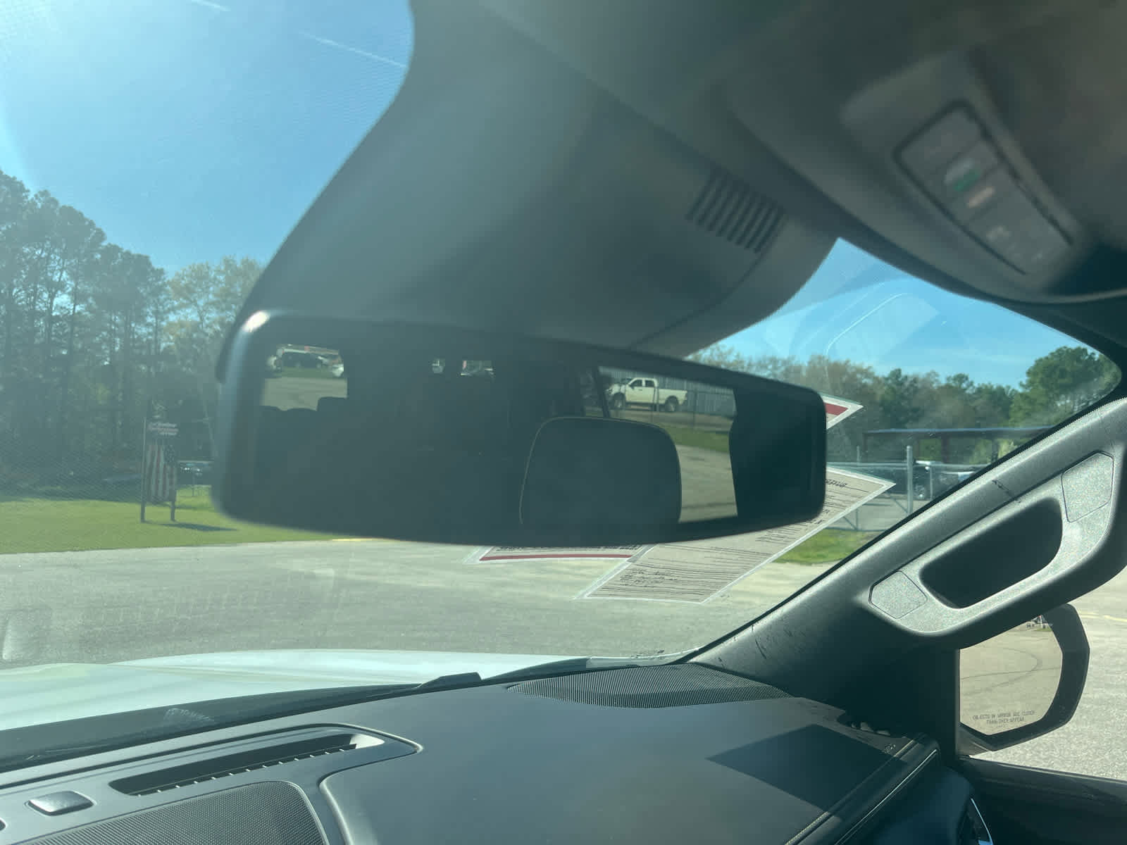 Used 2023 Chevrolet Suburban Premier image 27