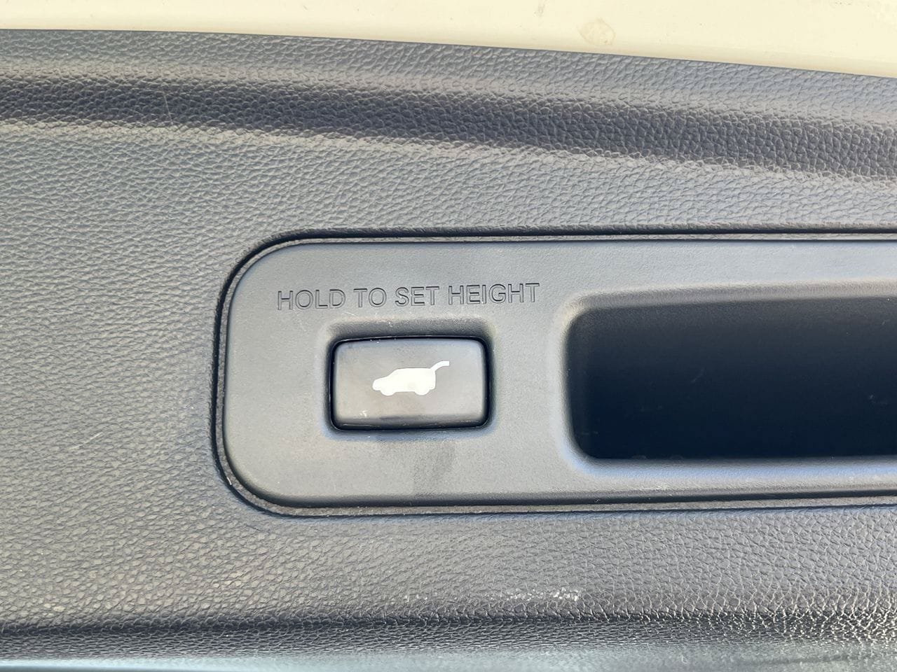 Used 2022 Acura MDX w/ Technology Package FWD image 25
