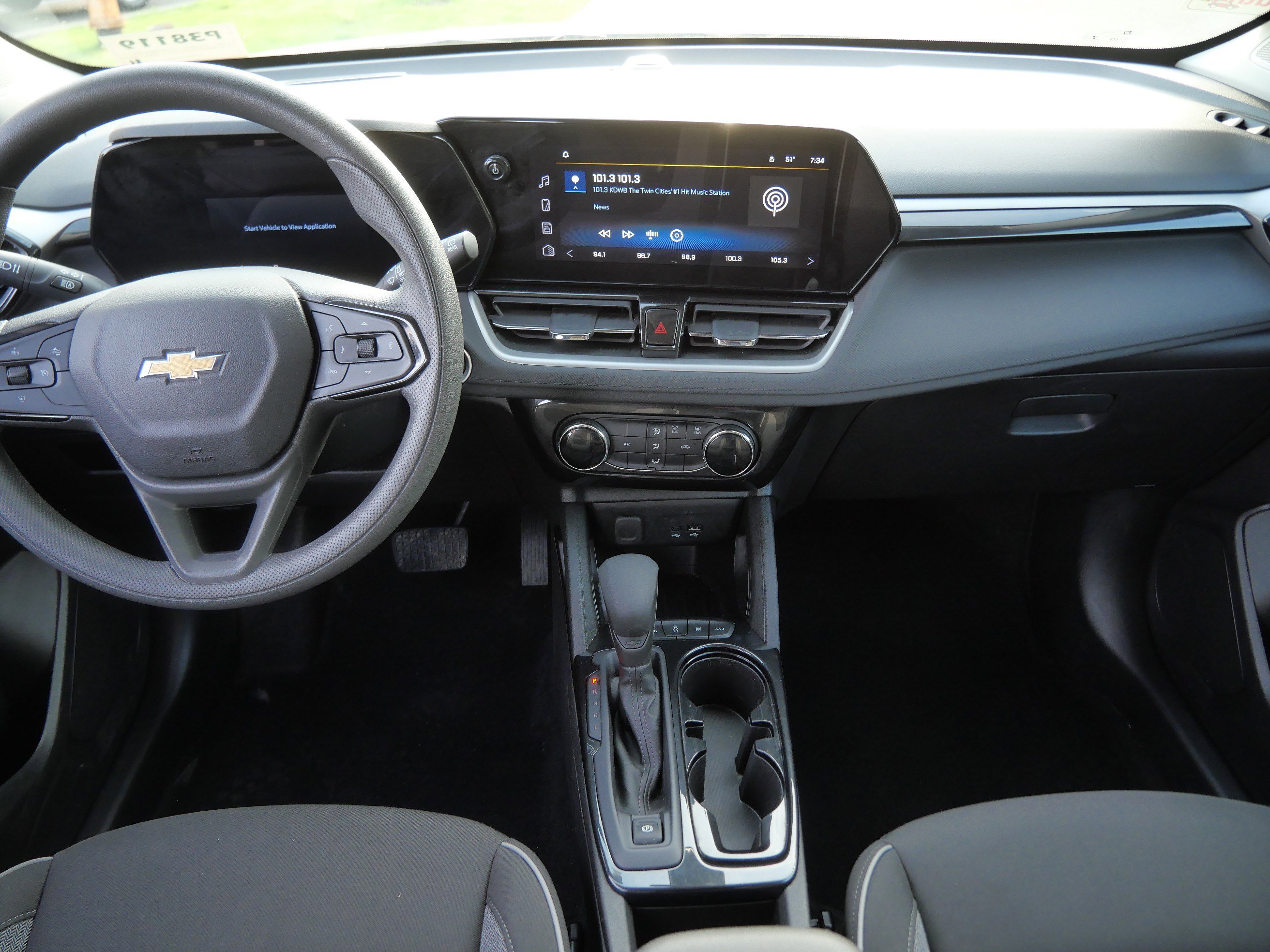 Used 2025 Chevrolet TrailBlazer LT AWD/4WD image 10